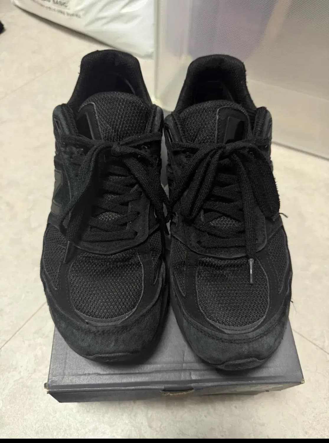 뉴발란스990v5 트리플블랙 270 상품이미지2