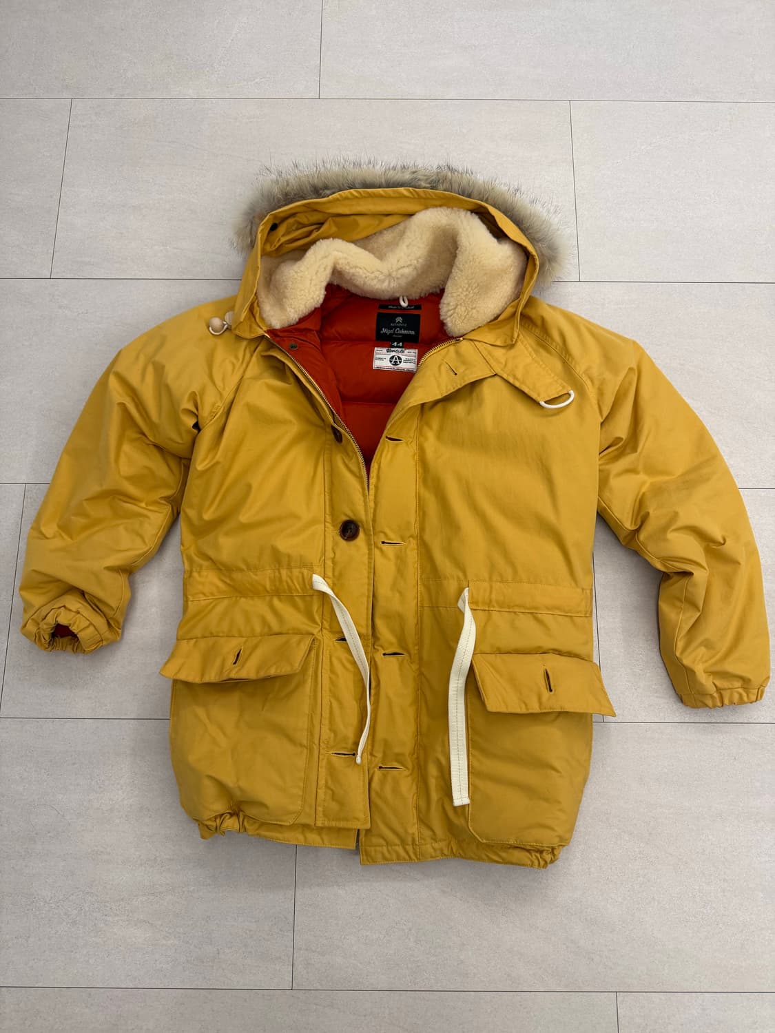 나이젤 카본 에베레스트 패딩 옐로우 44 사이즈 상품이미지1