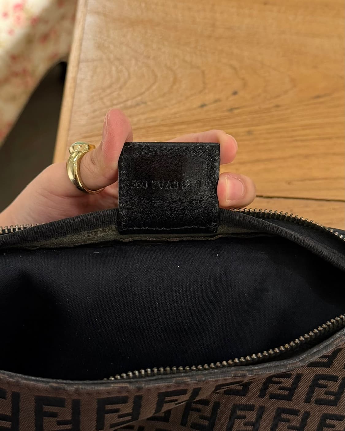 펜디 브라운 주카 캔버스 크로스백 상품이미지7