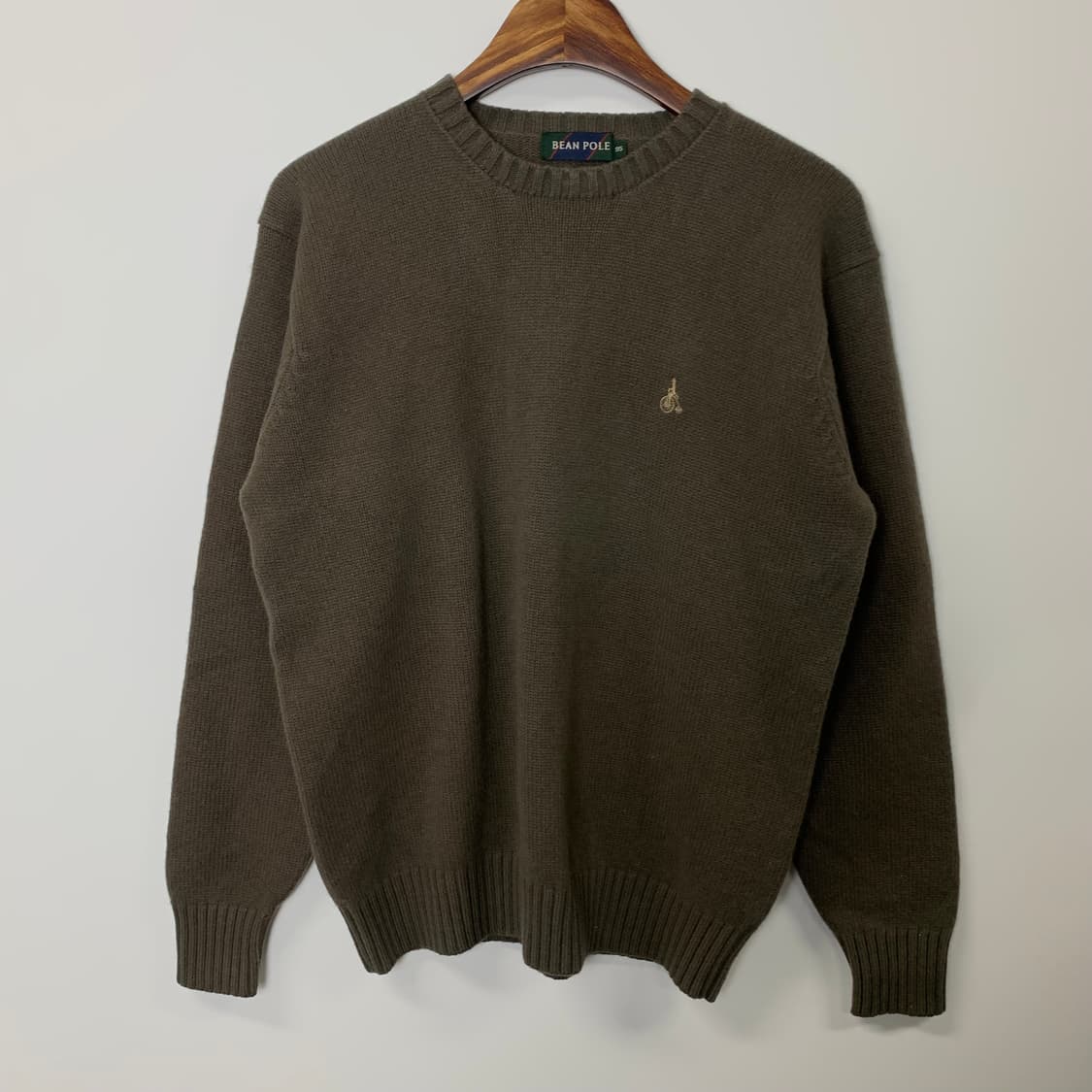 빈폴 자수로고 코코아 라운드 니트 상품이미지2