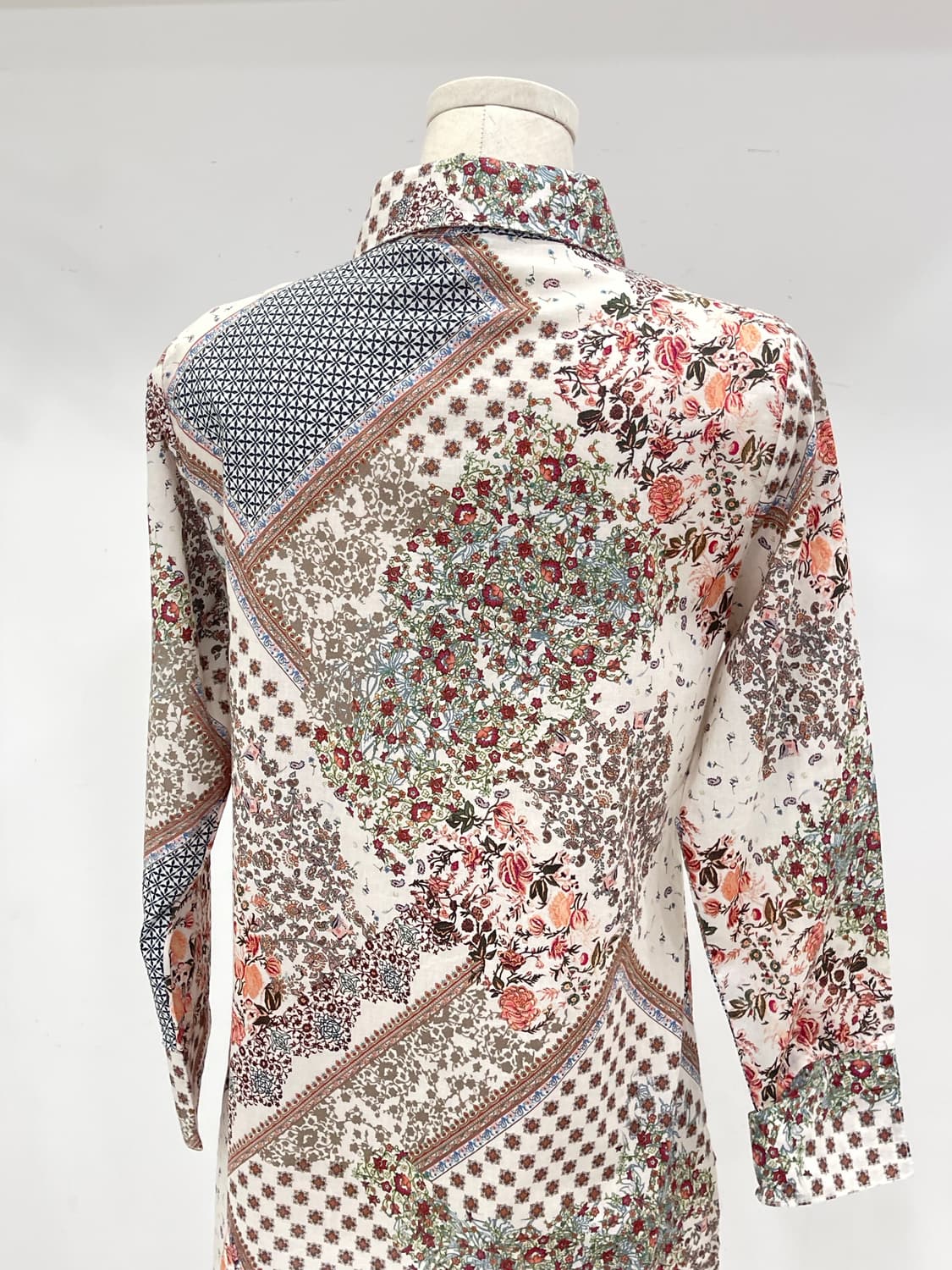 가이거 패치워크 롱 남방 상품이미지4