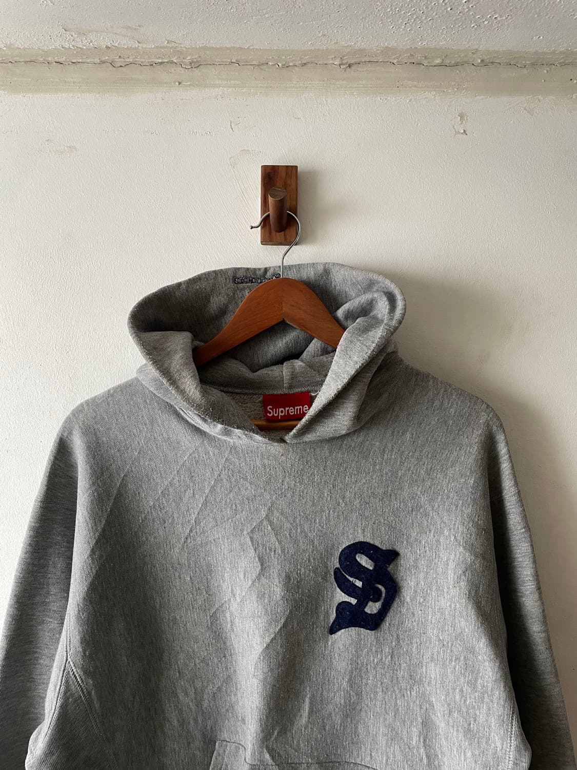 90s USA Vintage Supreme Gothic S Logo 후디 상품이미지2