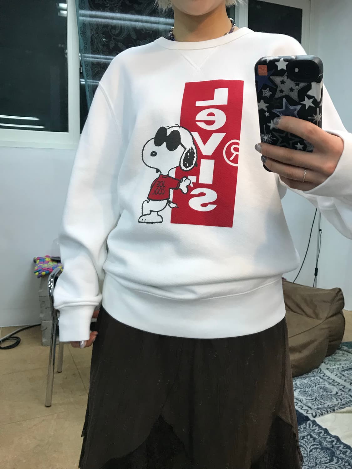 리바이스 x 피너츠화이트 스누피 프린팅 맨투맨  상품이미지2