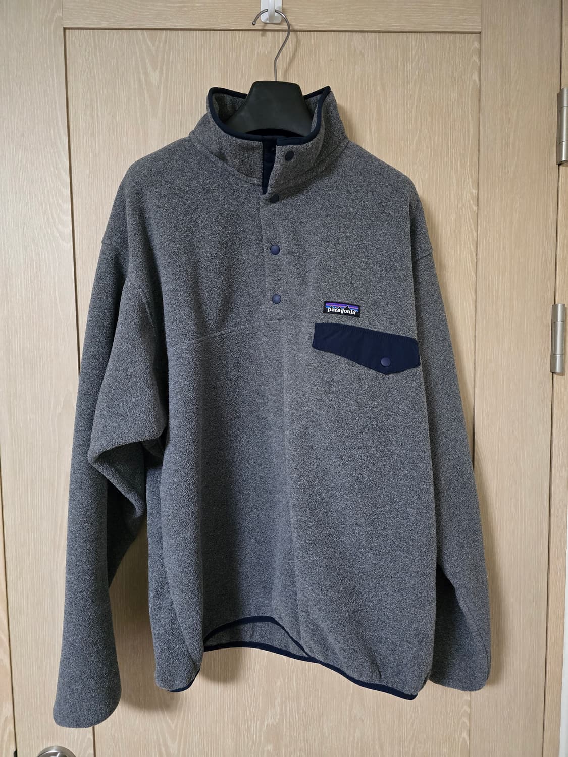 파타고니아 신칠라 그레이 L 상품이미지1