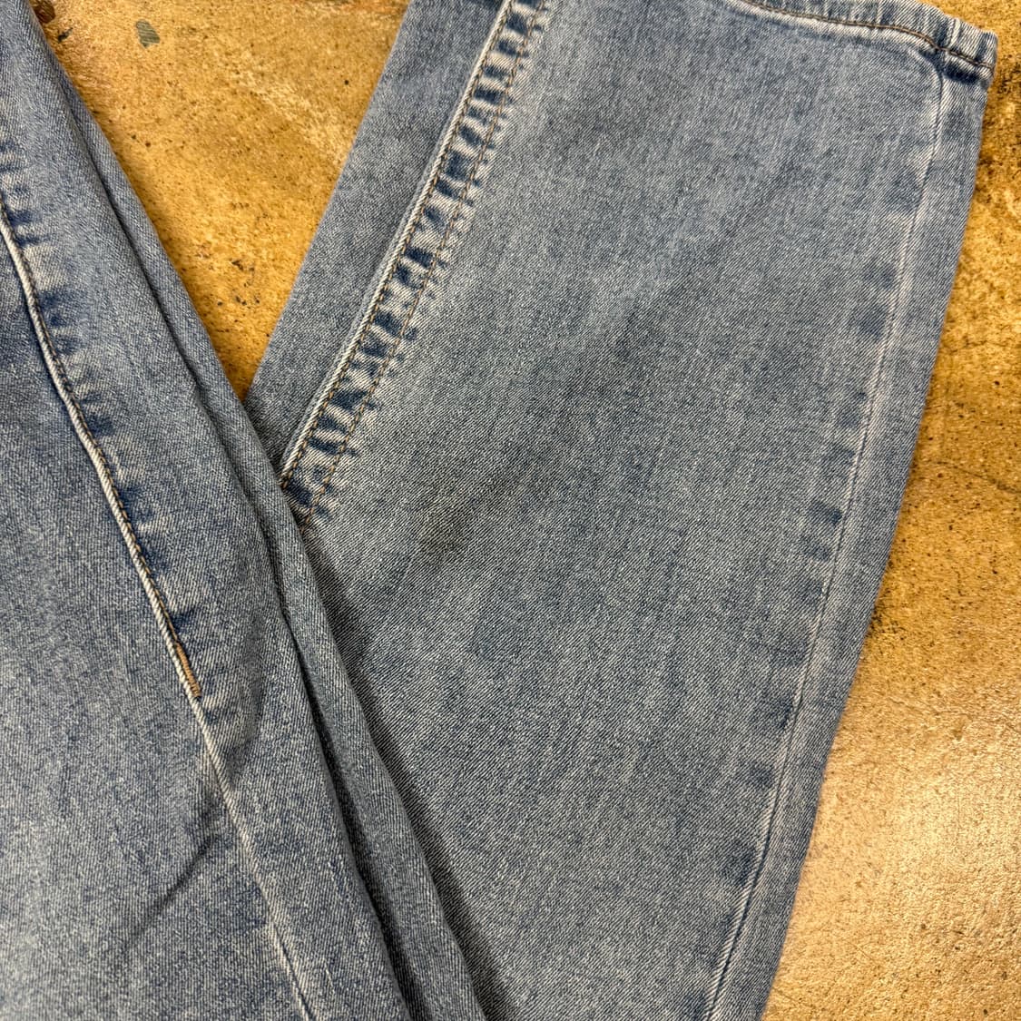 [정품/86(34사이즈)] 트루릴리전 연청 데님팬츠 b8 상품이미지4