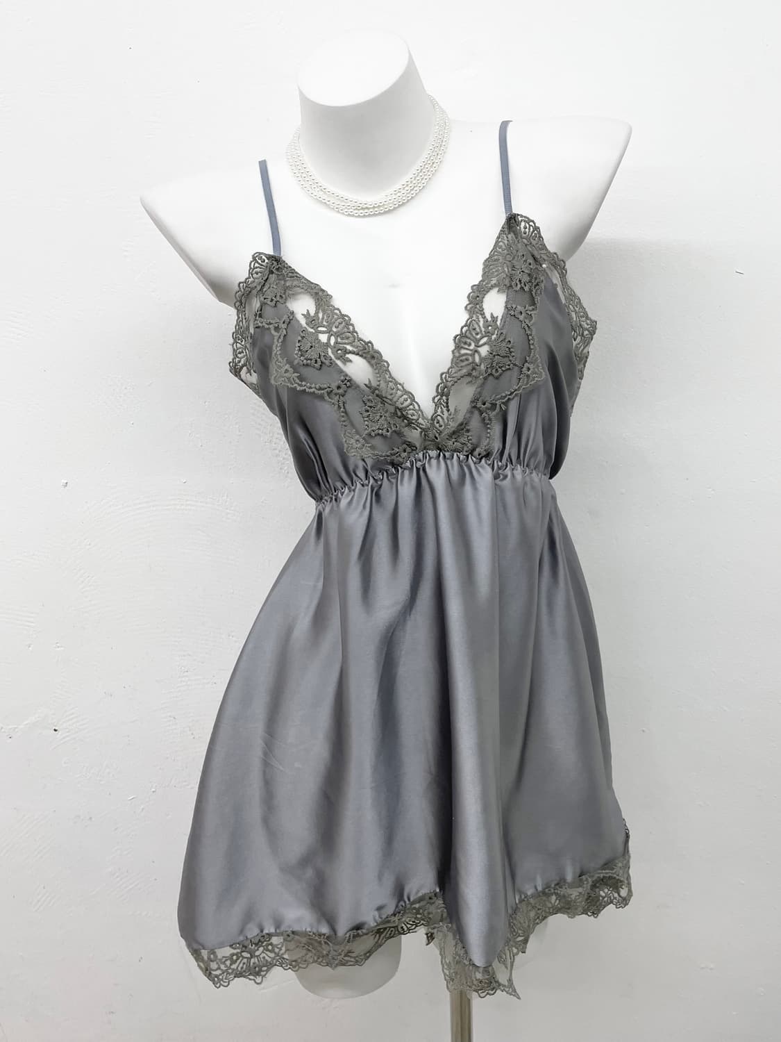 페어리 새틴 레이스 슬립 상품이미지1