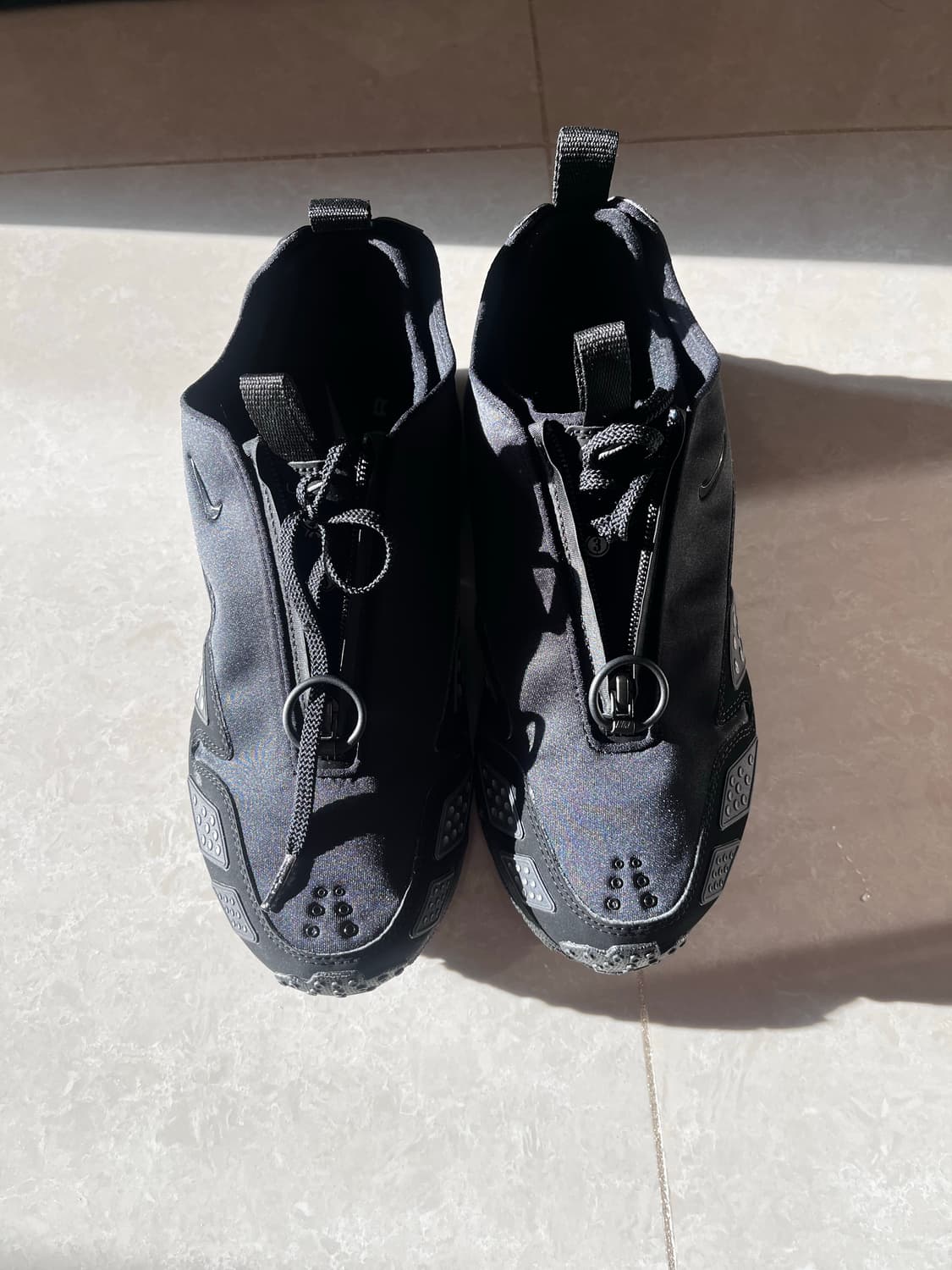 에어맥스 SNDR 블랙앤 실버 상품이미지2