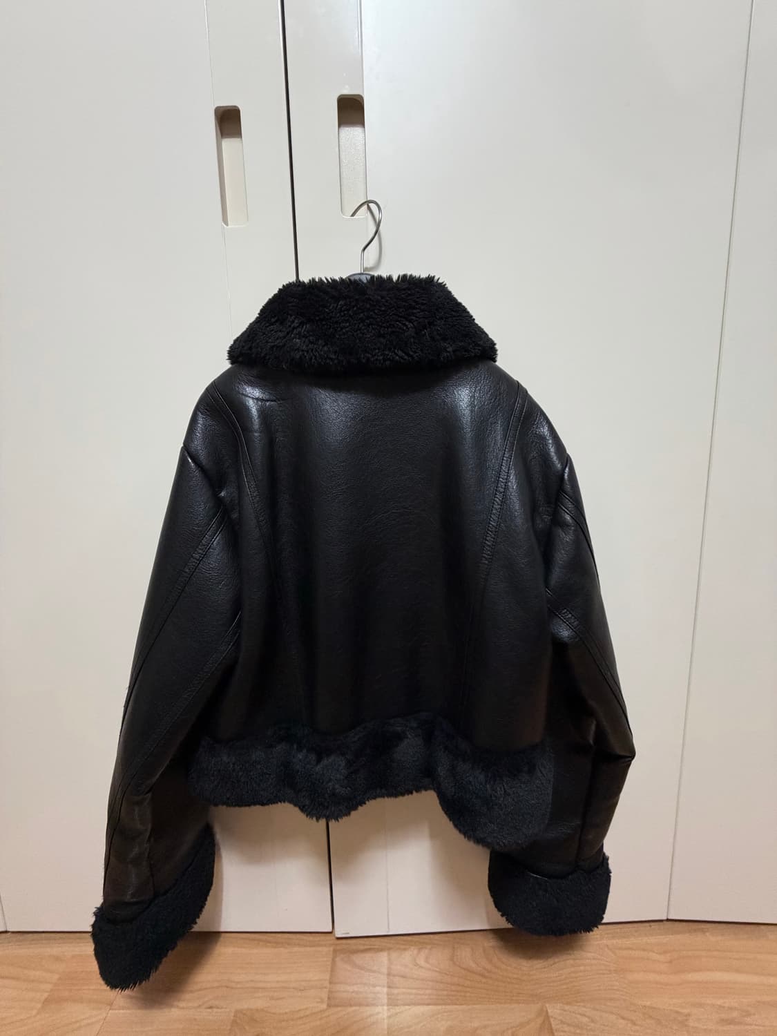 보헤미안서울 무스탕 22-23fw 상품이미지3