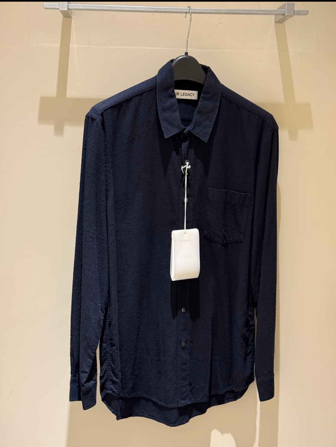 아워레가시 블랙 셔츠 상품이미지1