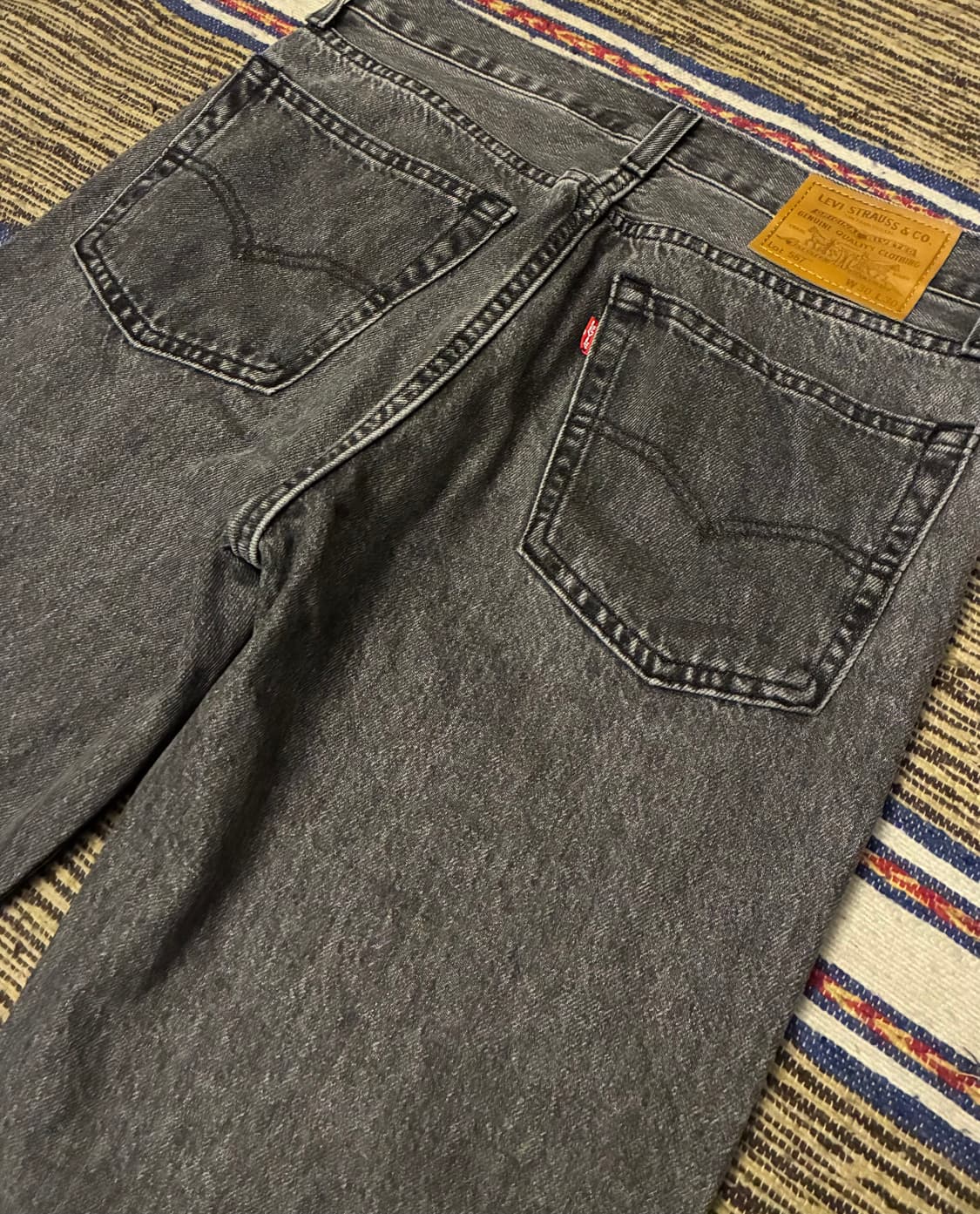 (31)리바이스 567 프리미엄 빅E 릴렉스 플레어 흑청 데님 청바지 상품이미지6