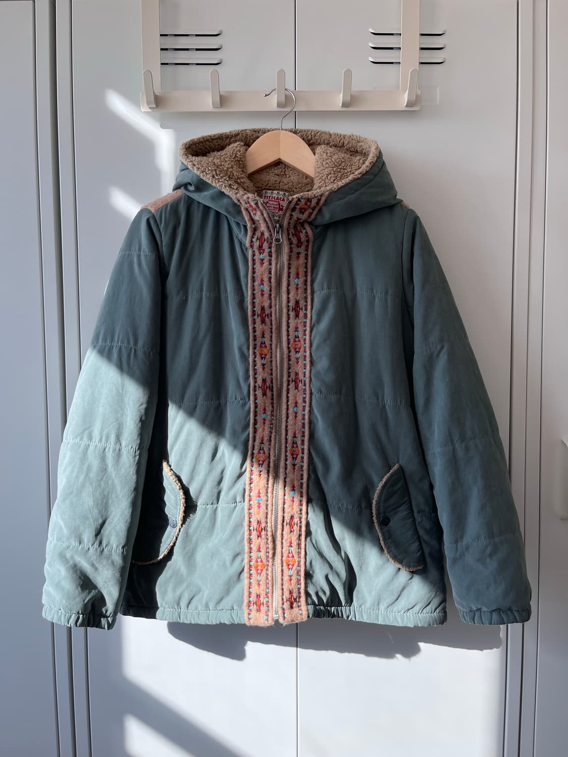 티티카카 하구미 패턴 양털 민트 패딩 상품이미지2