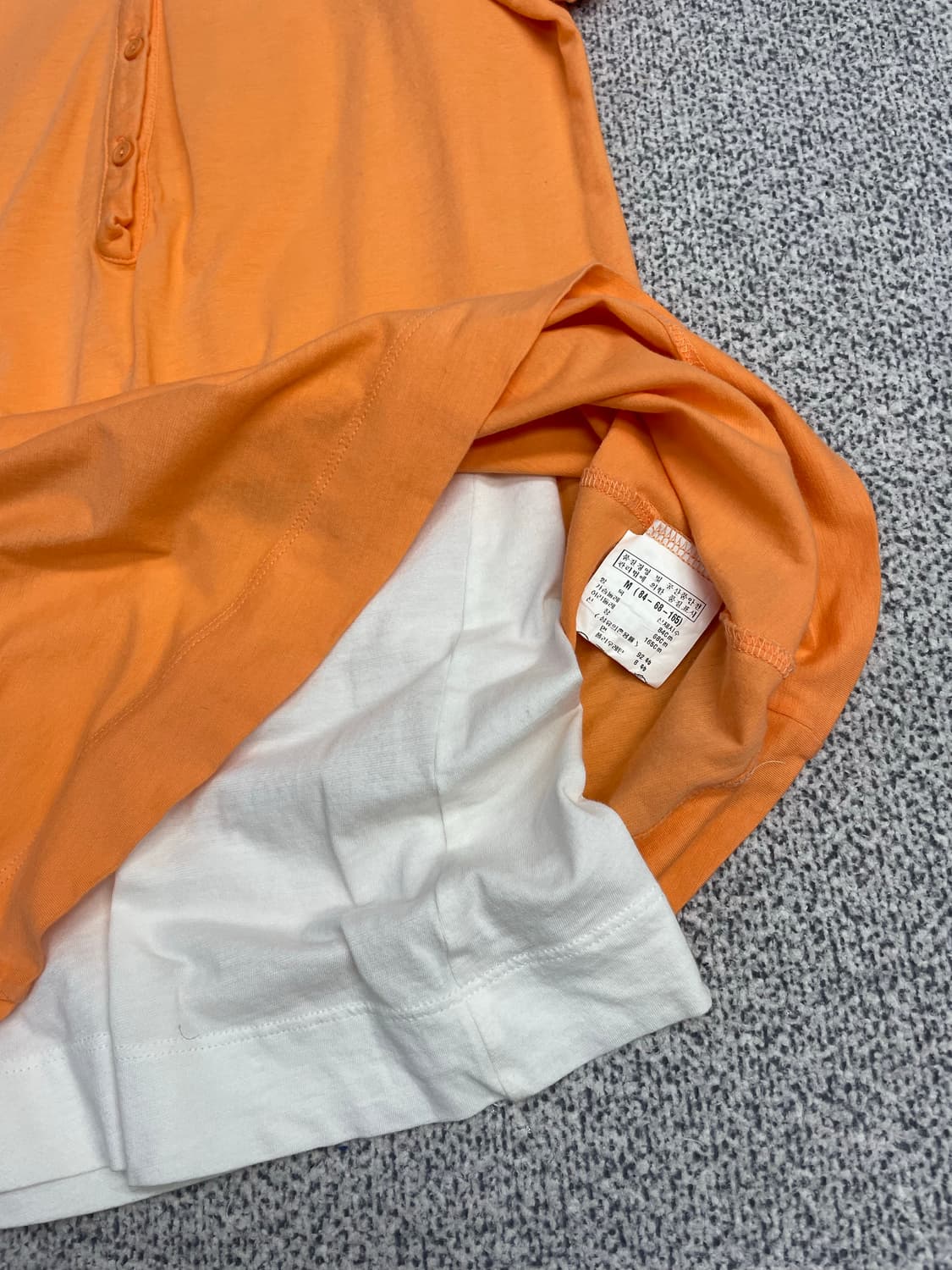 띠어리 헨리넥 블라우스 반팔티 44-55 상품이미지4