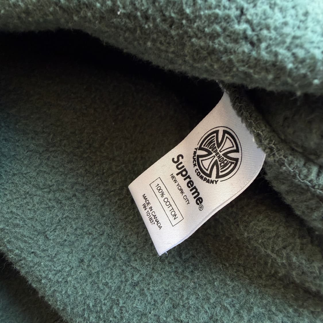 슈프림 x 인디펜던트 크루넥 스웻셔츠 상품이미지10