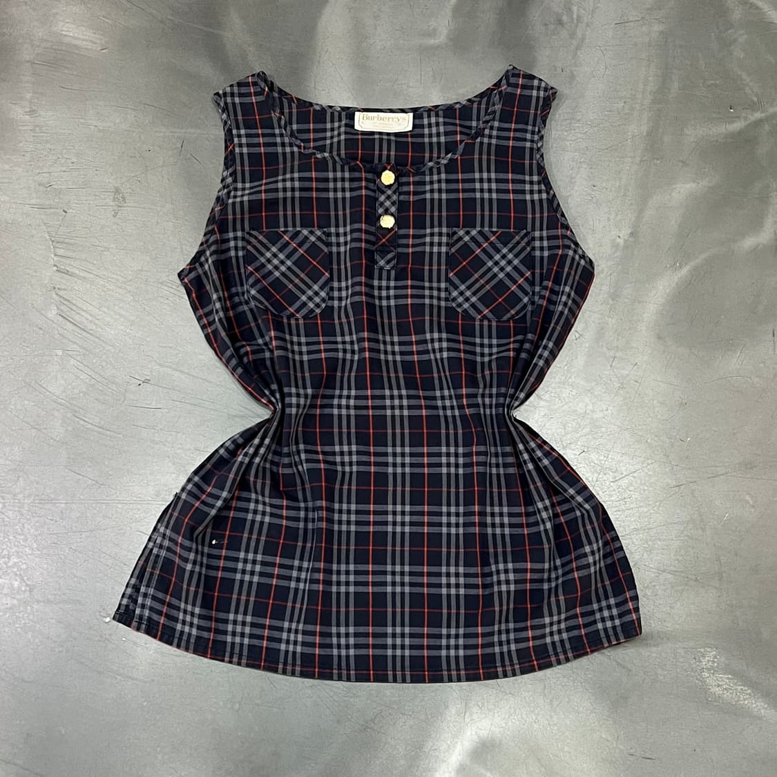  버버리 노바체크 슬리브리스 탑 y16351 상품이미지1