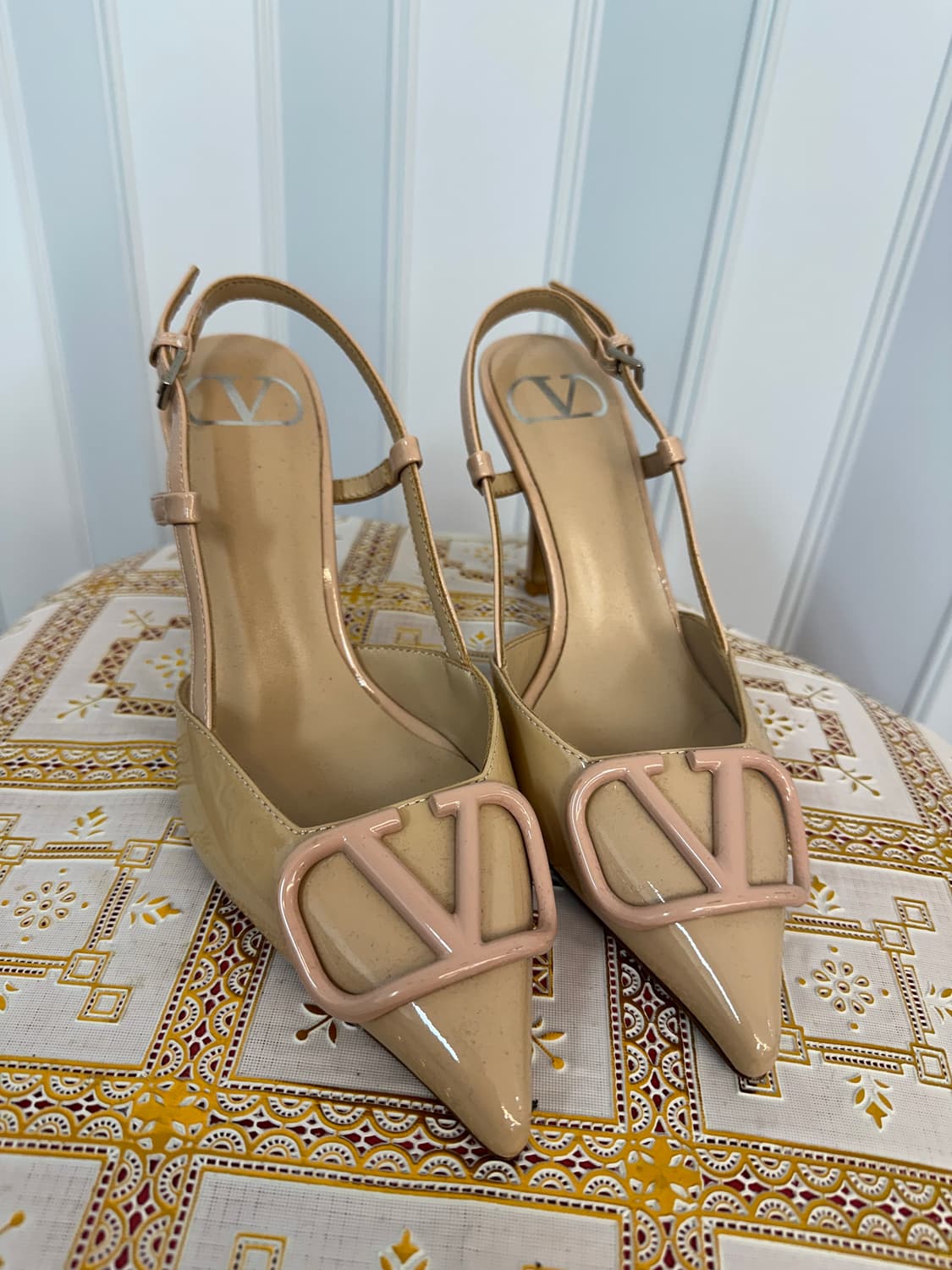 발렌티노 슬링백 힐 상품이미지1