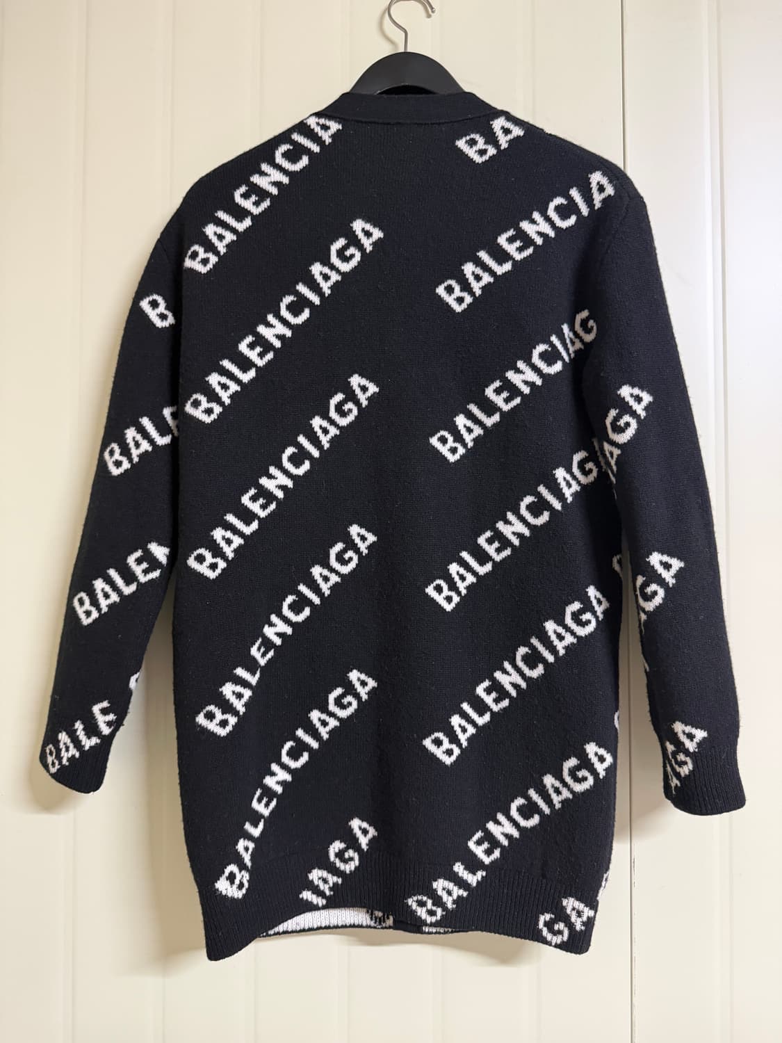 발렌시아가 멀티로고 니트 가디건 m 상품이미지2