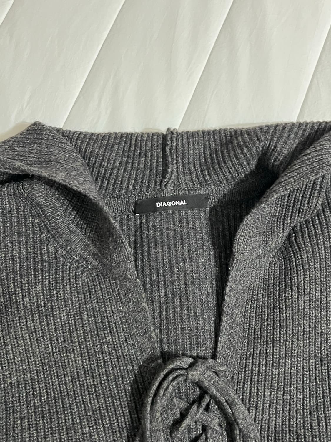 다이애그널 후드 니트 상품이미지4