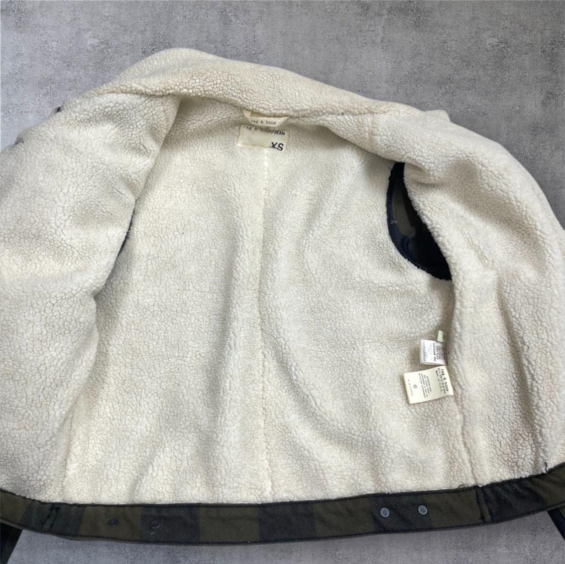 랙앤본 Rag&bone 체크 쉐르파 숏 자켓 XS 상품이미지4