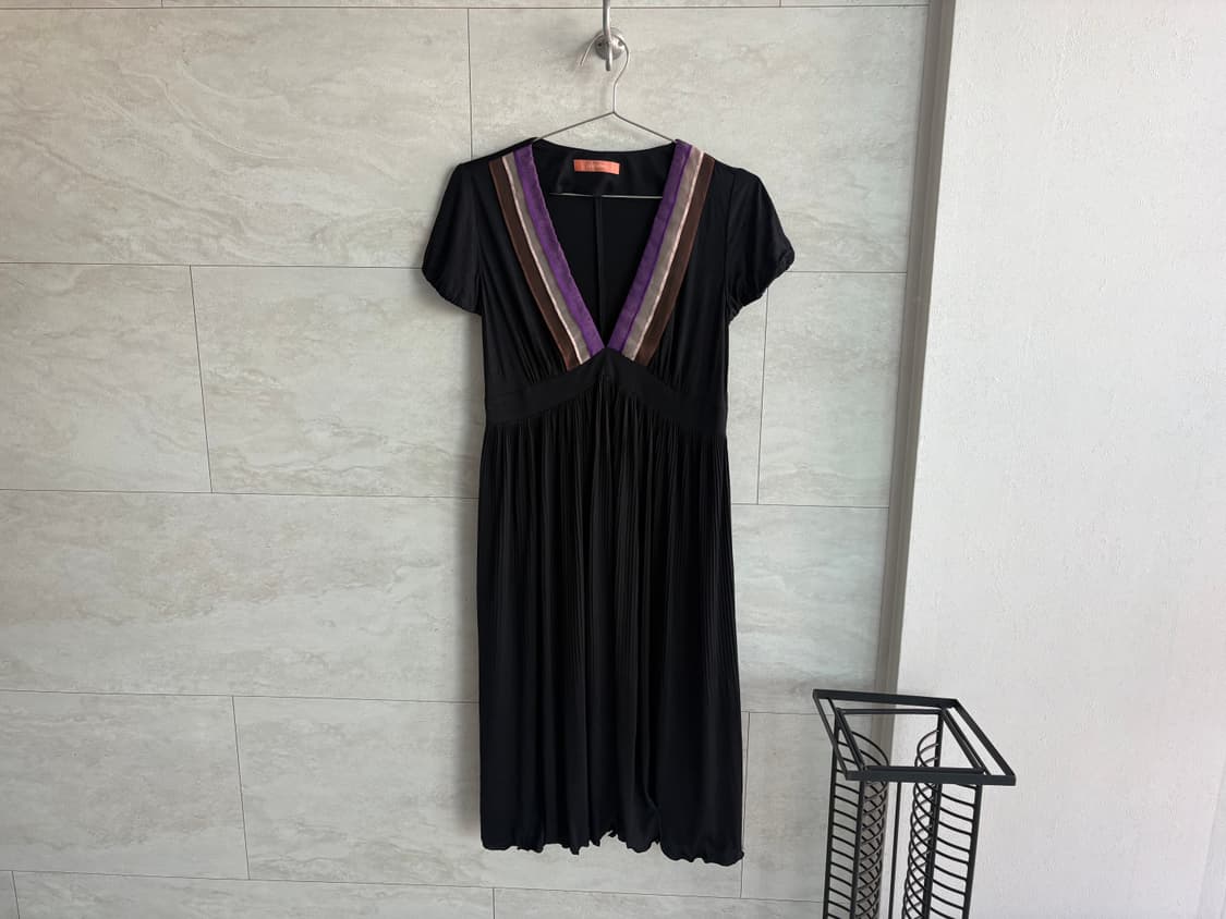 color trim v-neck dress 상품이미지1