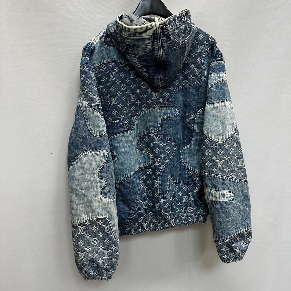 루이비통 니고 데님 후드자켓 (105)  상품이미지6