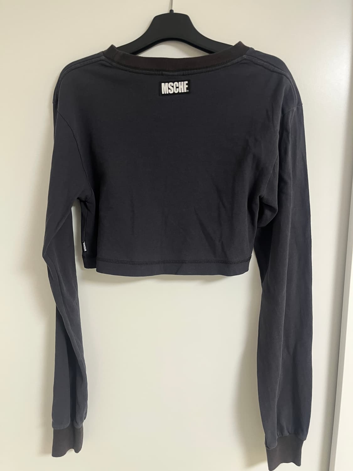 미스치프 크롭 롱슬리브 상품이미지3