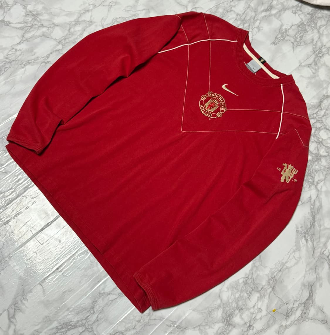 나이키 맨체스터 유나이티드 04-05 롱슬리브 트레이닝 맨투맨
 상품이미지2