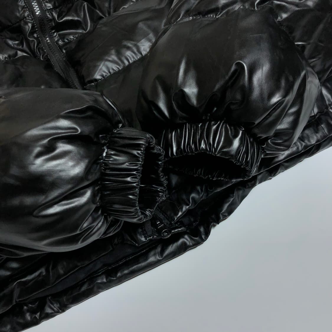 아워룸 빅하트 크롭 패딩  상품이미지4