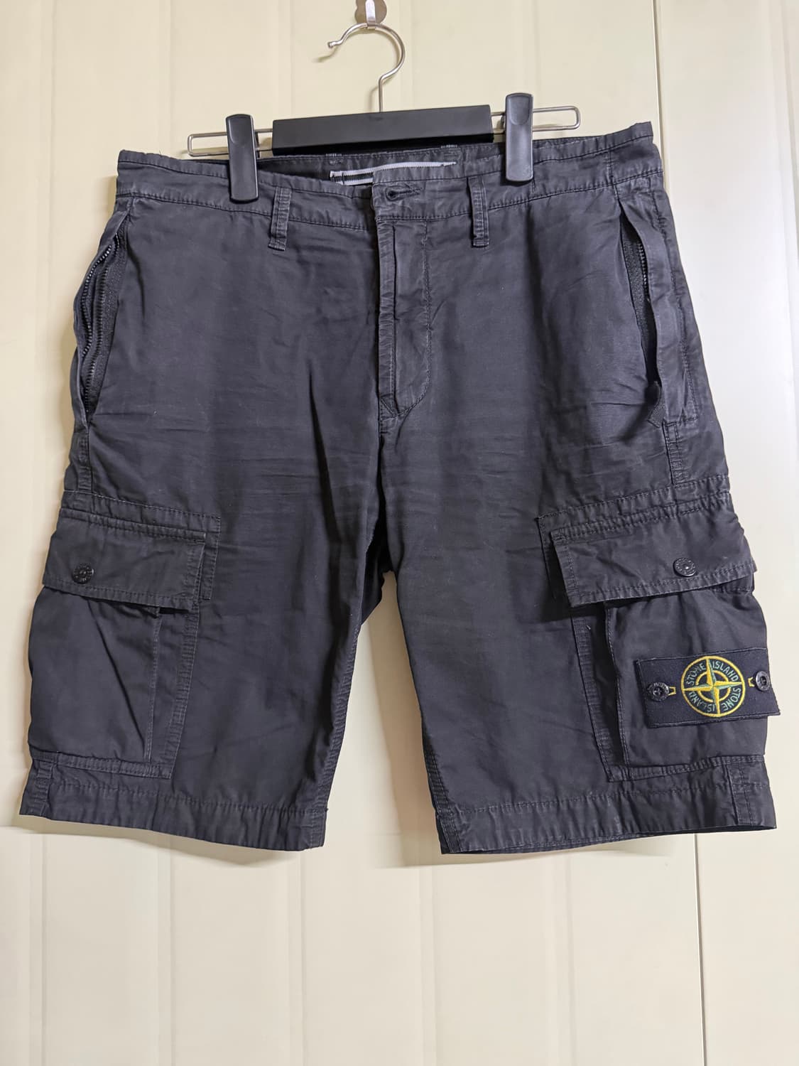 스톤아일랜드 카고 반바지 30 상품이미지1