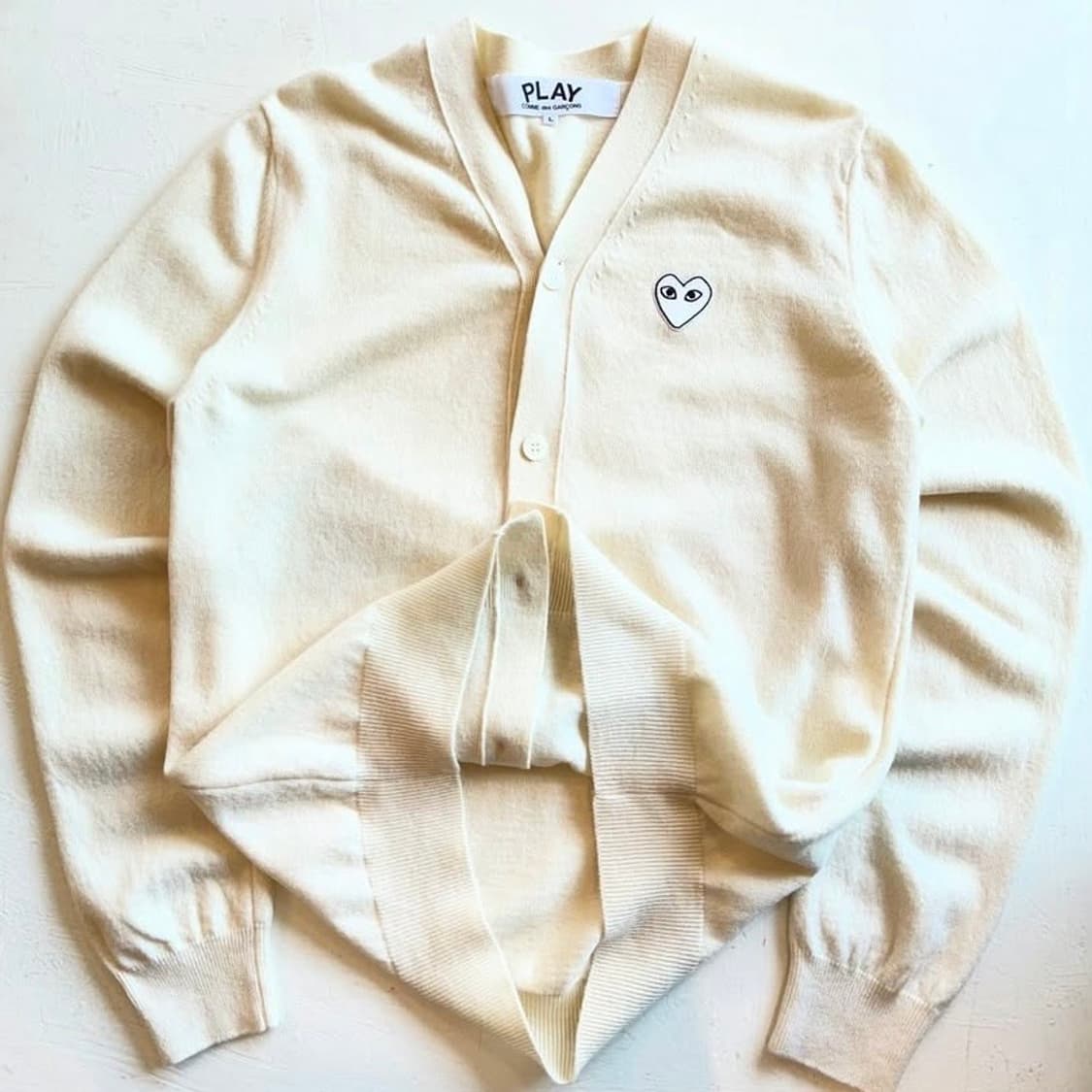 꼼데가르송 화이트 하트 패치 가디건 상품이미지4