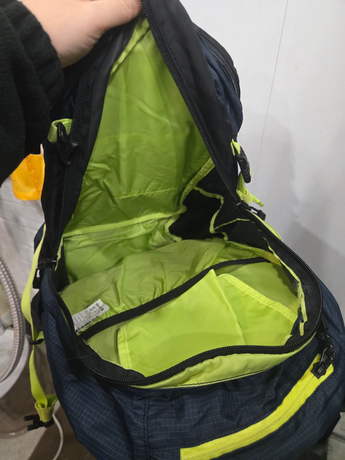 사이즈30L)) Columbia 컬럼비아 등산 백팩 가방! 방수커버있어요 상품이미지6