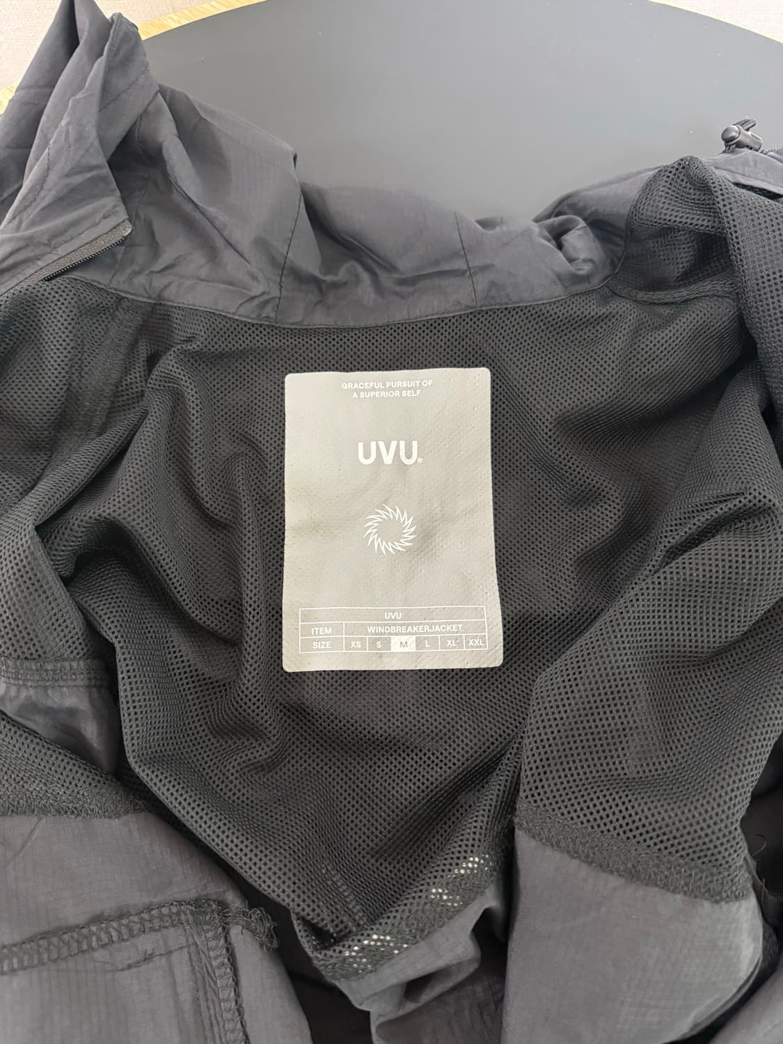 uvu windbraker M size 바람막이 상품이미지4