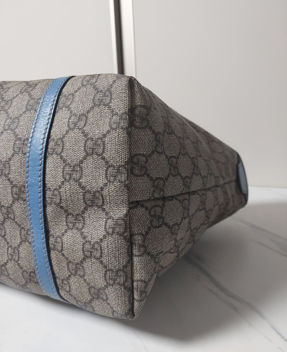 구찌 수프림 PVC 조이 쇼퍼백 숄더백 블루 (정품) 상품이미지7