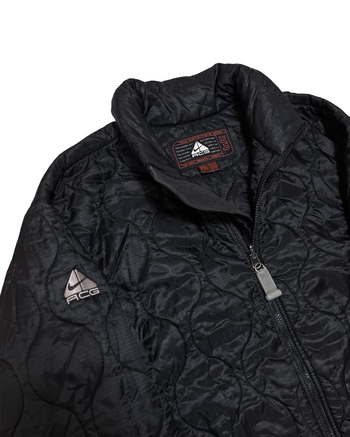 나이키 ACG 블랙 퀼팅 패딩 점퍼 상품이미지3