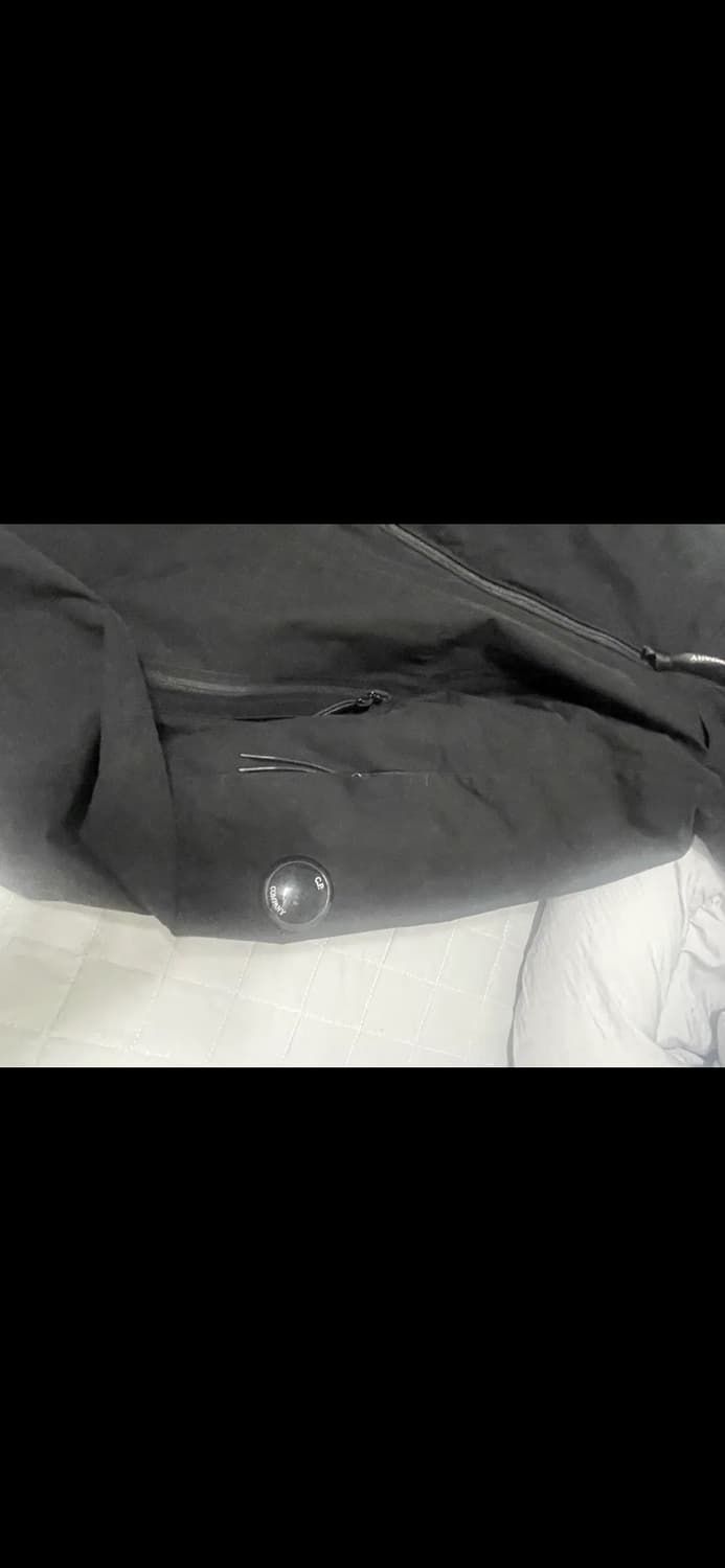 Cp컴퍼니 경량패딩 상품이미지3