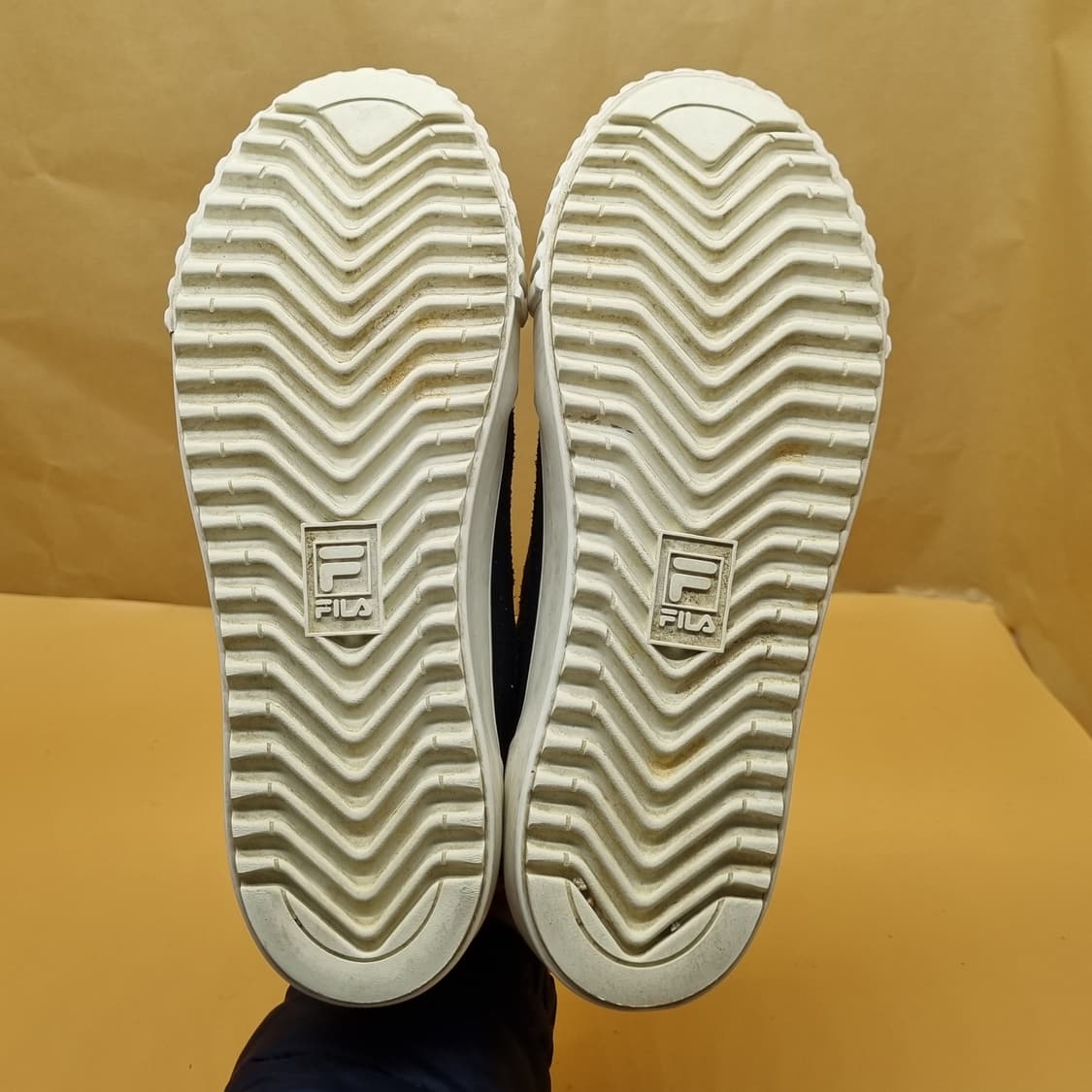 휠라 콜드웨이브 블랙 스니커즈250 상품이미지3