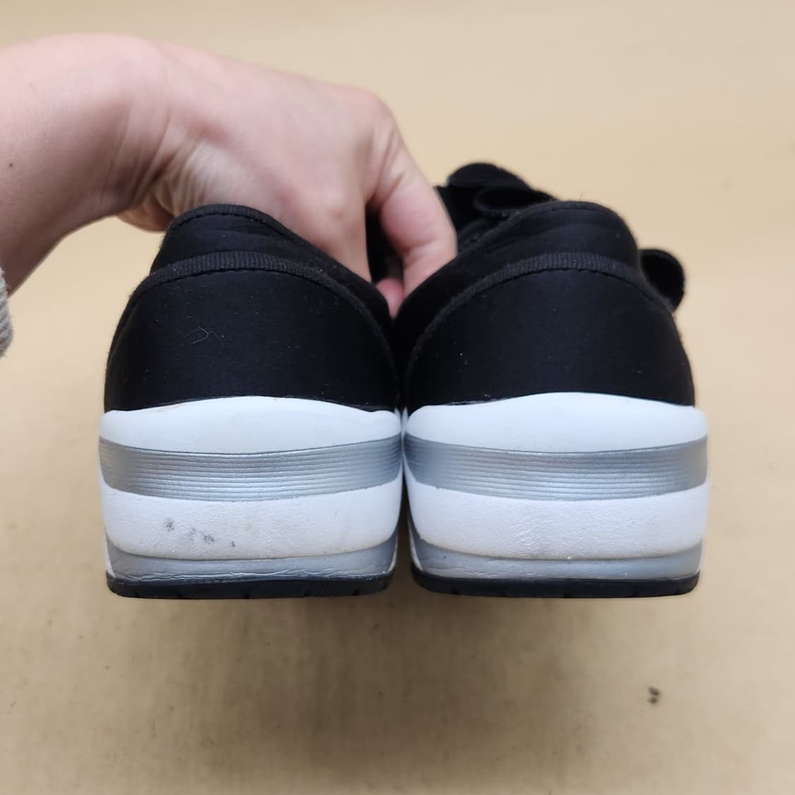 슈콤마보니 플라워밤 여성슬립온 225 상품이미지4