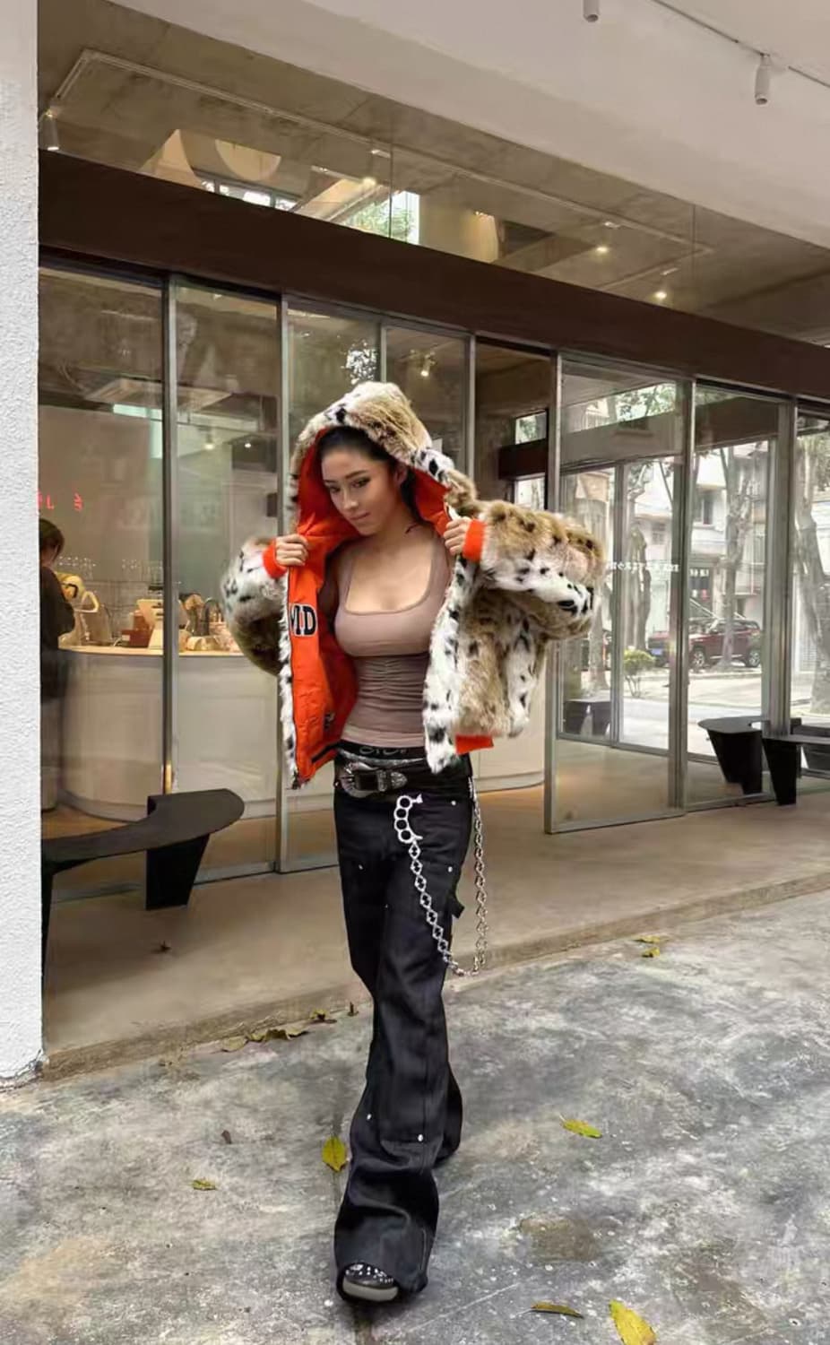Orange Fur-Lined Patch Hooded Jacket  상품이미지10
