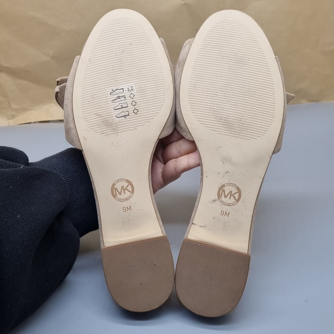 마이클코어스 여성슬리퍼 250 상품이미지2