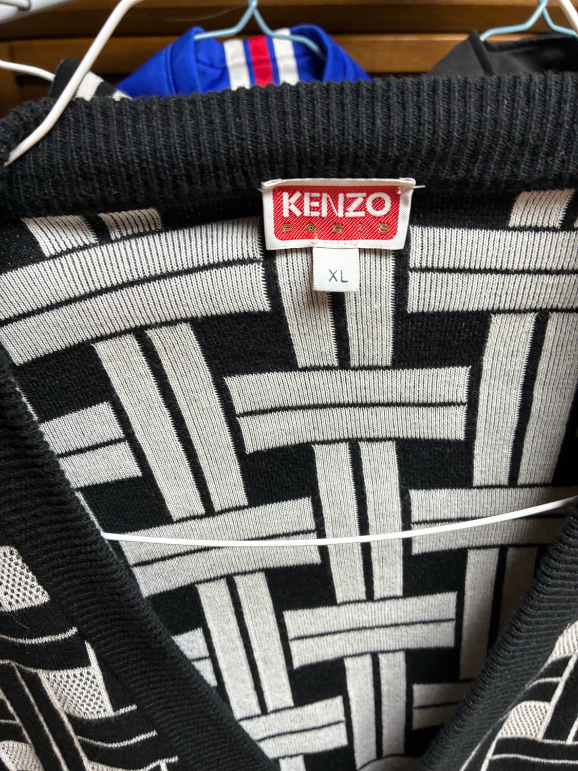 겐조 위브 가디건 상품이미지2