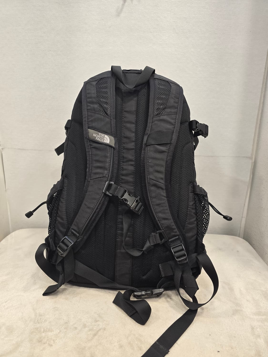 노스페이스 핫샷 백팩 30L 블랙 상품이미지2