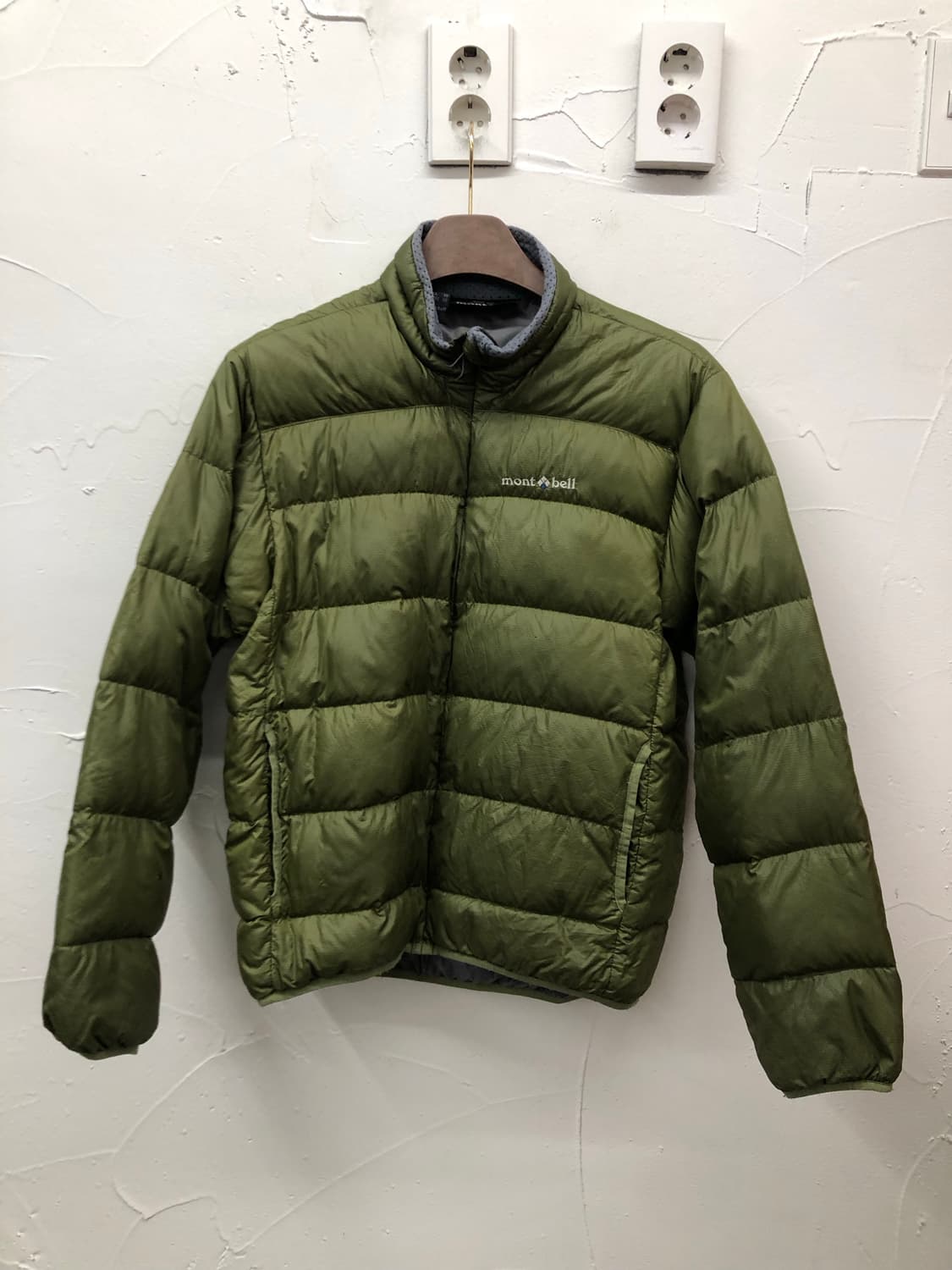 몽벨 경량 패딩 올리브 상품이미지1