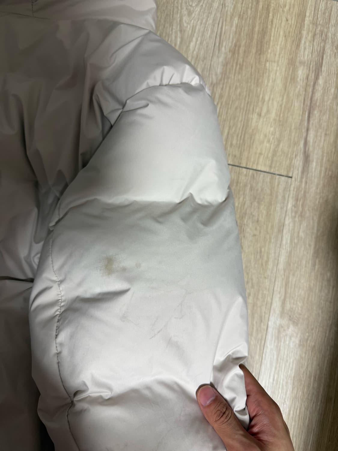 [M] 아모멘토 HOODED DOWN PUFFER ECRU 상품이미지3