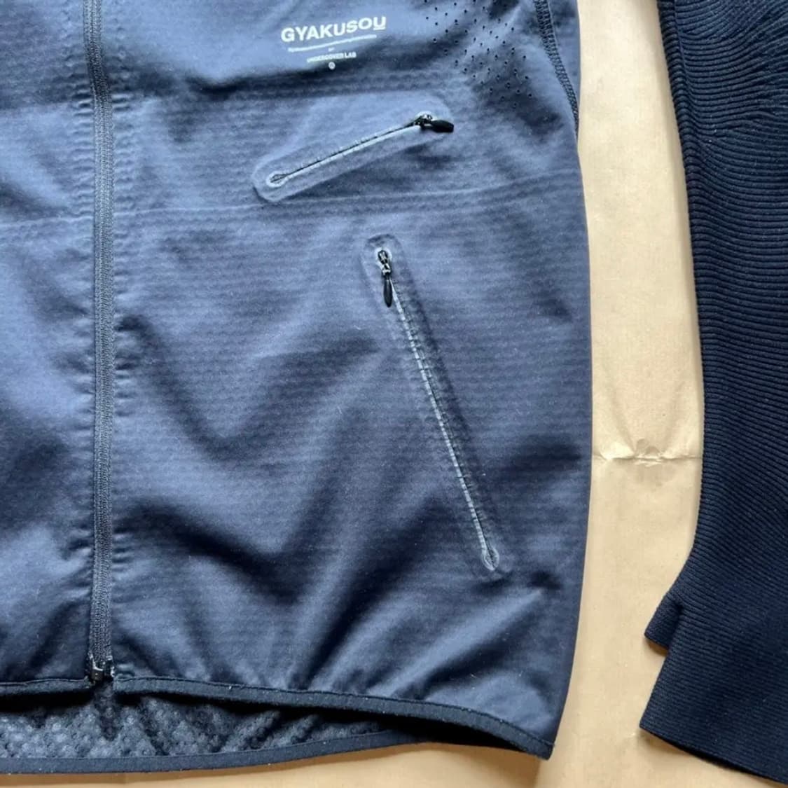 Gyakusou ENGINEERED KNIT SLEEVE JACKET 상품이미지4