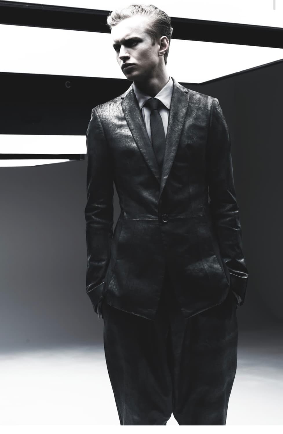 Julius_7  13ss  vandalism leather blazer 상품이미지2