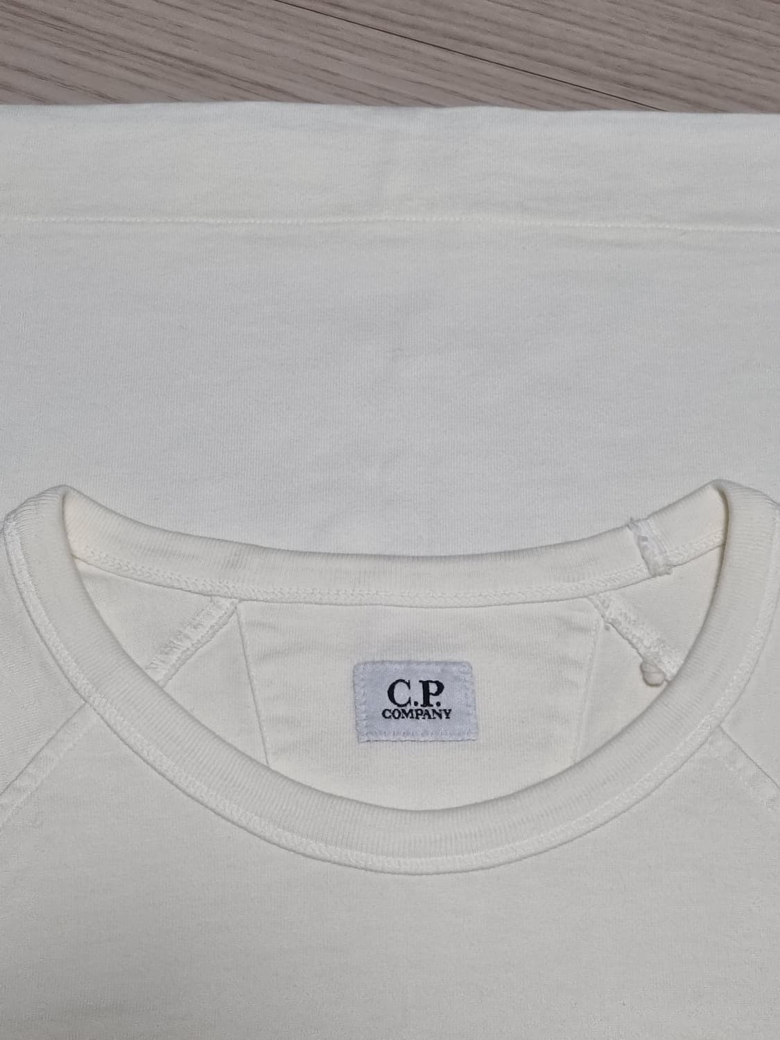 cp컴퍼니 렌즈 반팔 상품이미지3