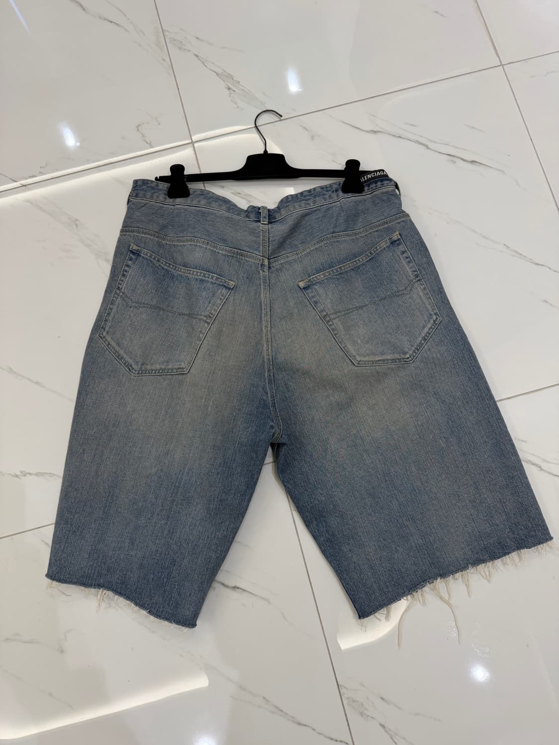 32] 발렌시아가 스케이터 데님 팬츠 상품이미지2