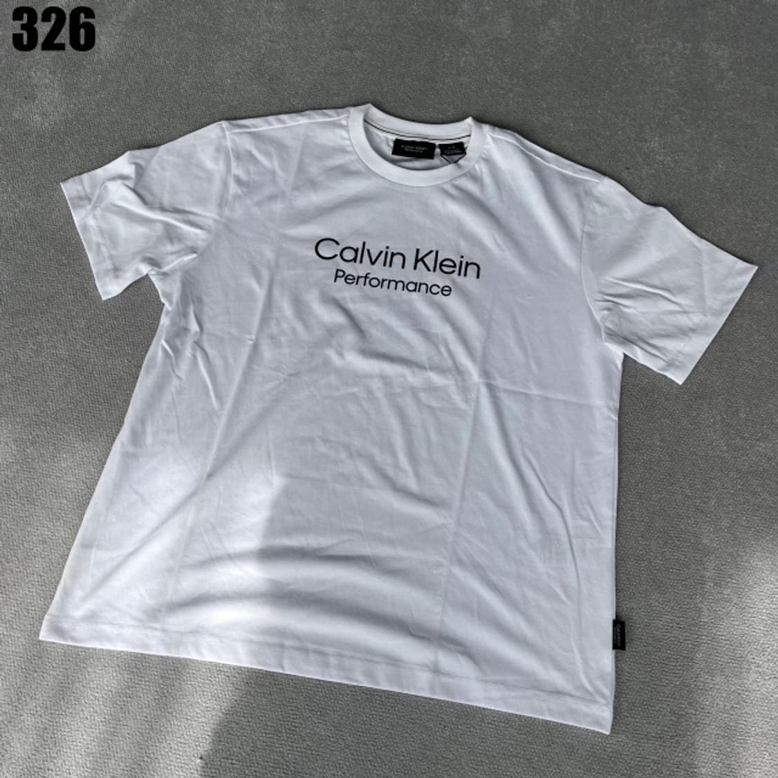 캘빈클라인 반팔 화이트 티 상품이미지1