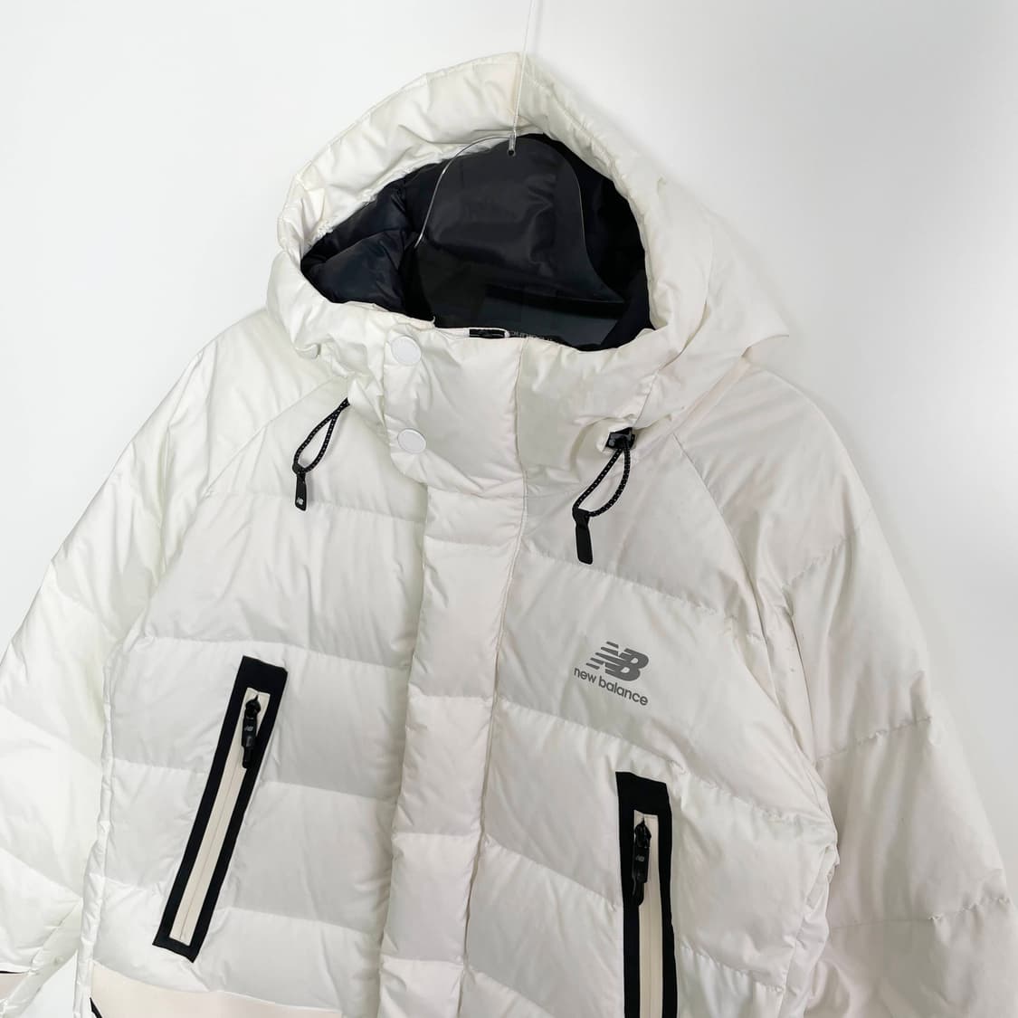D2 뉴발란스 여성용 화이트 컬러 롱 다운 재킷 95사이즈 상품이미지2