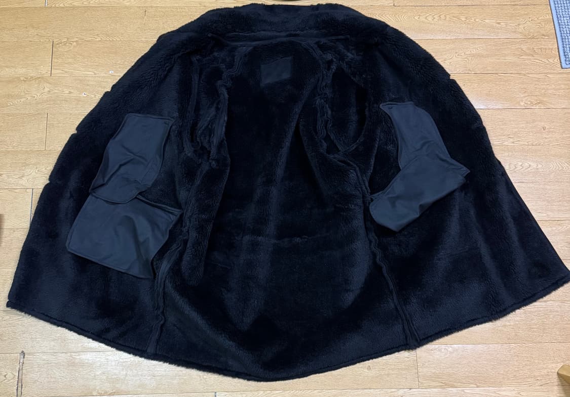 999휴머니티 무스탕코트 블랙 상품이미지5