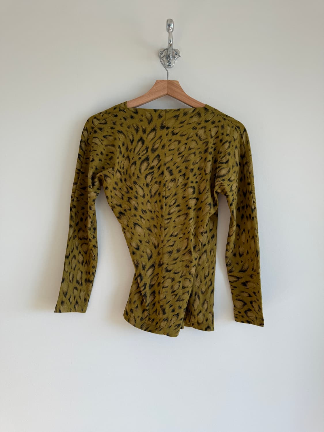 Made in italy 레오파드 비대칭 롱슬리브 상품이미지4